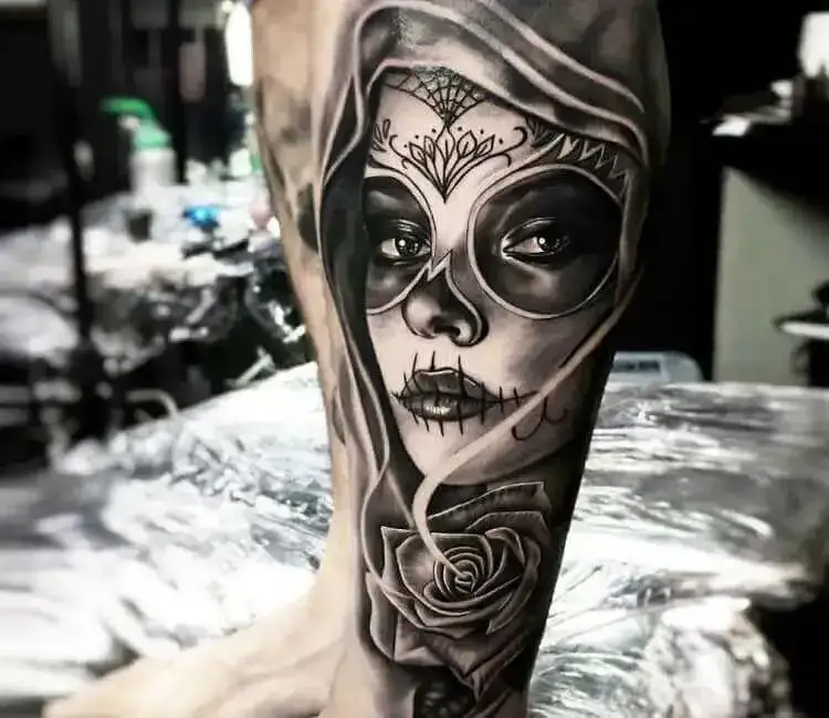 Zdjęcie Santa Muerte tatuaż znaczenie: odkryj ukryte symbole i znaczenie